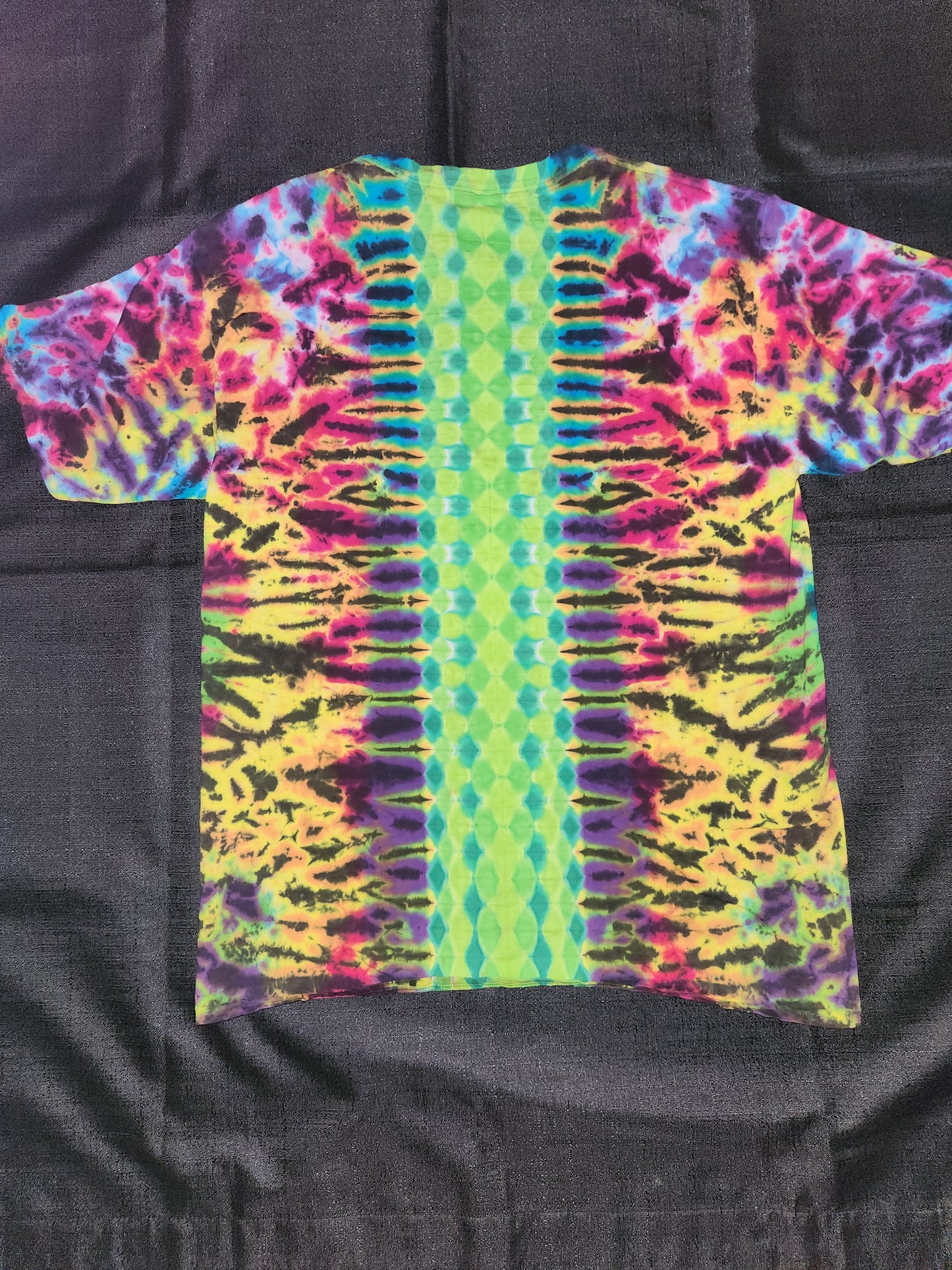 2XL Leaf and Honeycomb Spine Scrunch